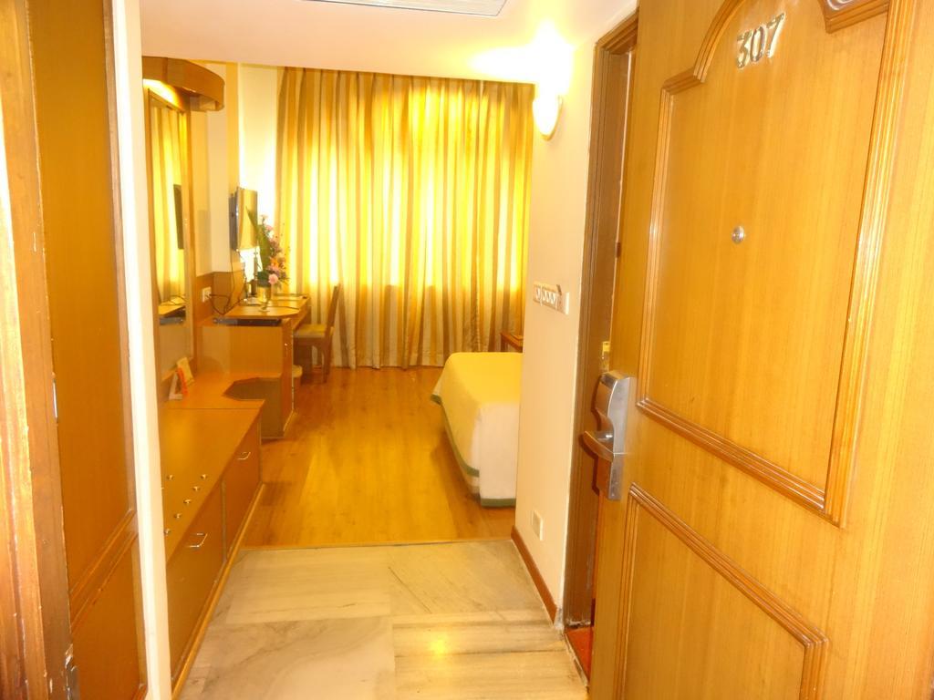 Ohris Baseraa Haïdarabad Chambre photo